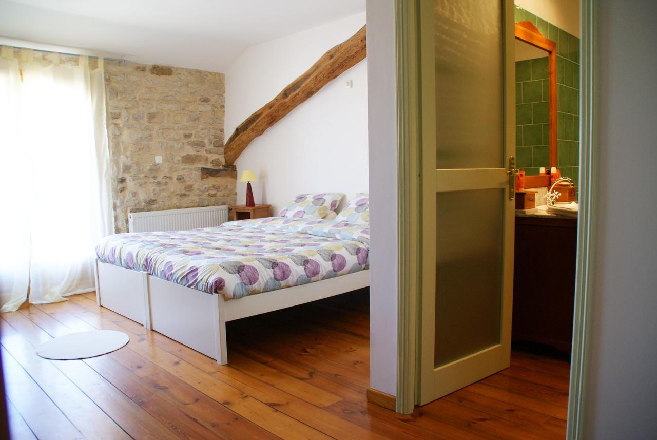 Chez Catharina Oldtimer B&B Levoncourt  Exteriér fotografie